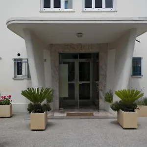 Superior Apartment On First Floor With Sea View Antibes
